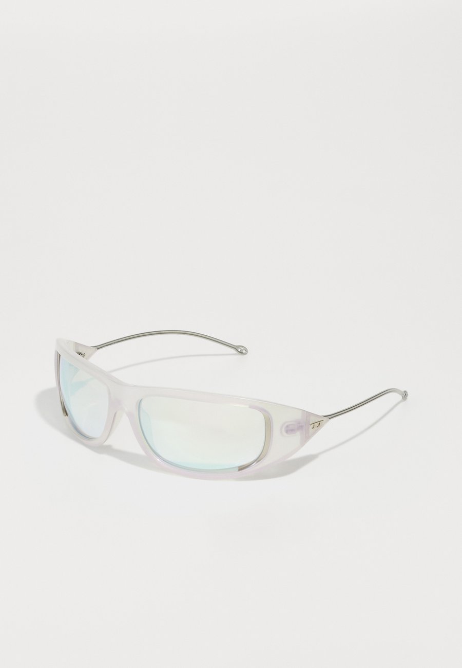 Солнцезащитные очки Diesel UNISEX, Shiny Iridescent/Transparent
Солнцезащитные очки Diesel UNISEX, Shiny Iridescent/Transparent