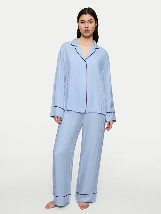 Пижама relaxed fit Amourette Jacquard 10225073 Triumph, голубой
Пижама relaxed fit Amourette Jacquard 10225073 Triumph, голубой