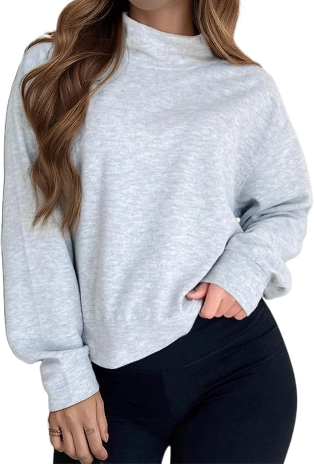 Свитер с высоким воротником, однотонный, мягкий и удобный
Свитер с высоким воротником, однотонный, мягкий и удобный