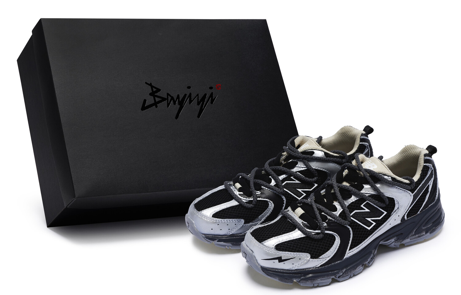 Кроссовки New Balance NB 530 Abrasion-Resistant, черный/серебристый 
Кроссовки New Balance NB 530 Abrasion-Resistant, черный/серебристый