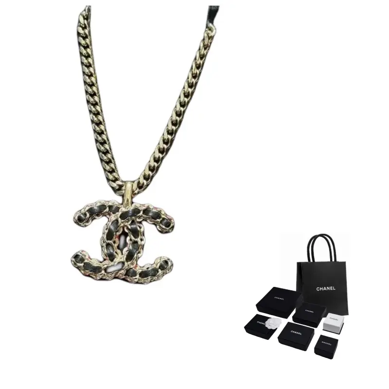 Double C Metal, Lambskin ожерелье женское black CHANEL, черный
Double C Metal, Lambskin ожерелье женское black CHANEL, черный