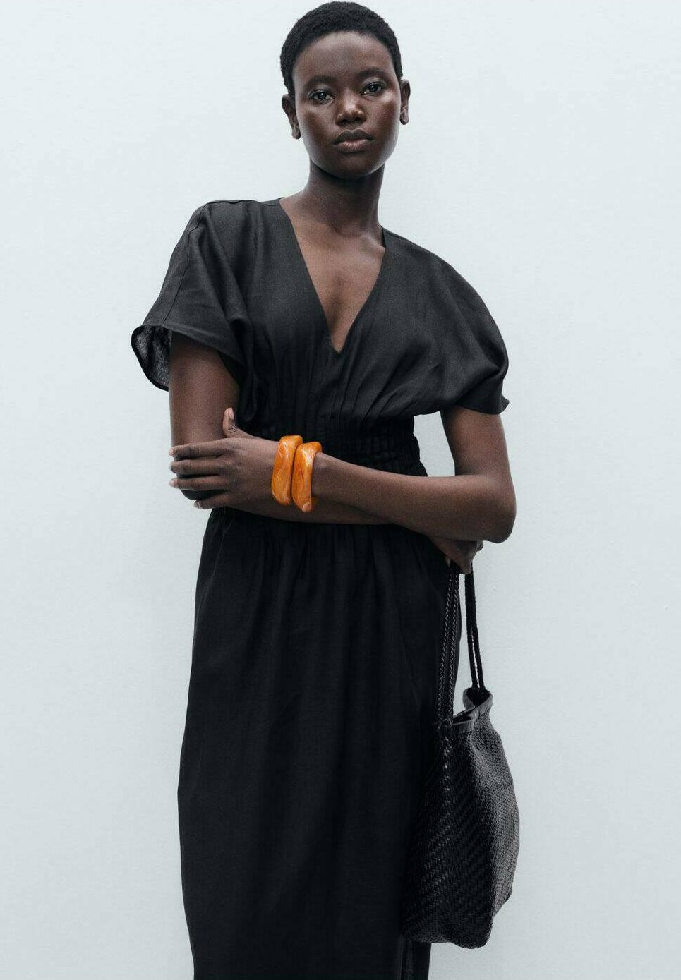 Платье макси FELICIA Mango, черный 
Платье макси FELICIA Mango, черный