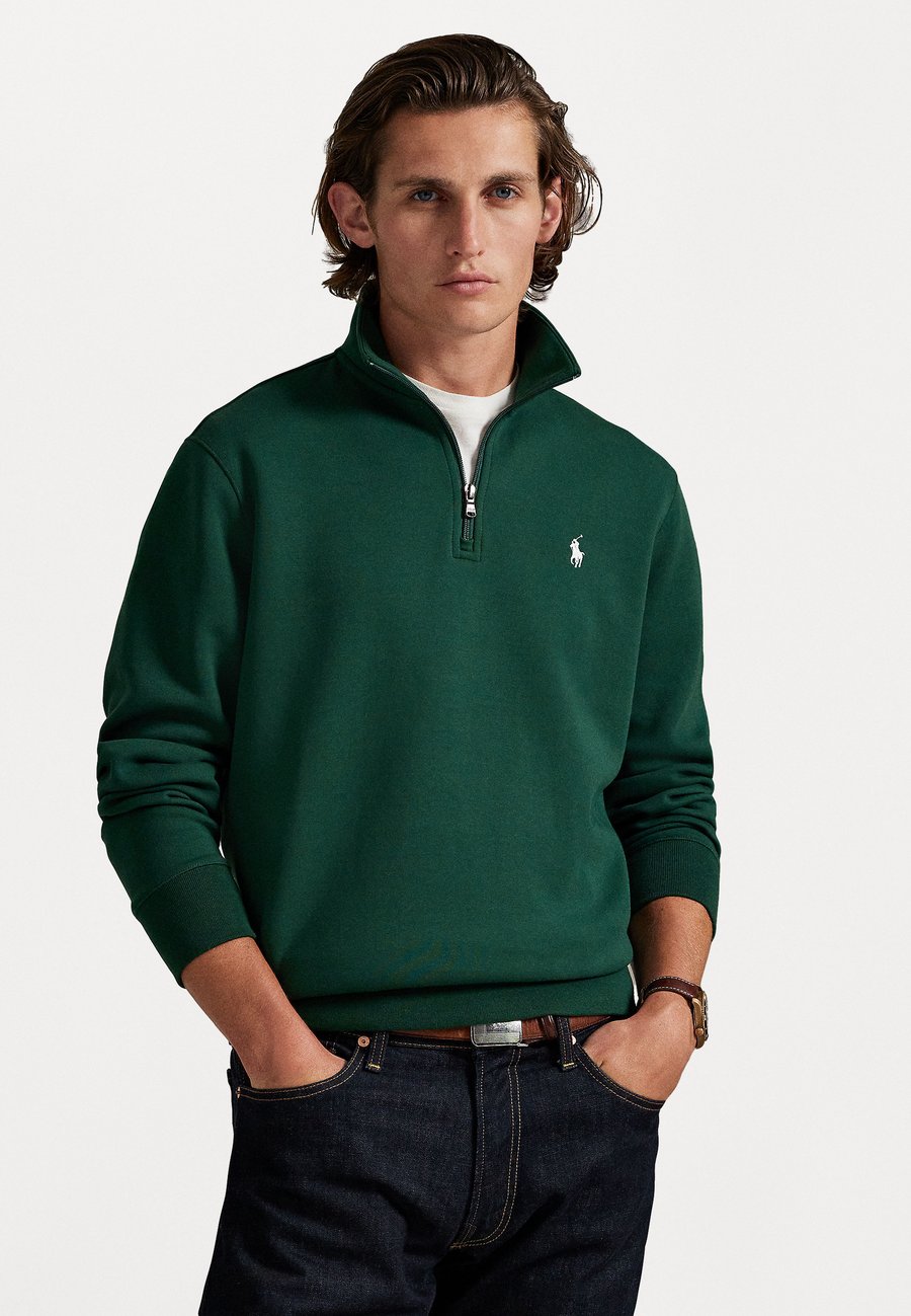 Толстовка Polo Ralph Lauren DOUBLE-KNIT QUARTER-ZIP PULLOVER, Vintage Pine/Dark Green
Толстовка Polo Ralph Lauren DOUBLE-KNIT QUARTER-ZIP PULLOVER, Vintage Pine/Dark Green