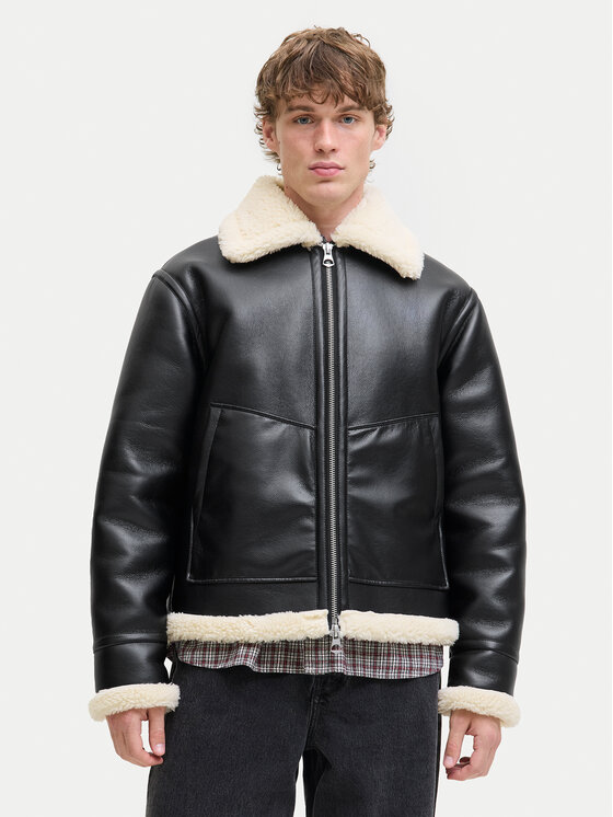 Куртка из искусственной кожи regular fit Liverpool 12282948 Jack & Jones, черный
Куртка из искусственной кожи regular fit Liverpool 12282948 Jack & Jones, черный