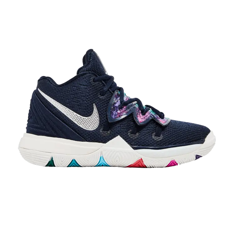 Кроссовки Nike Kyrie 5 PS 'Galaxy', черный
Кроссовки Nike Kyrie 5 PS 'Galaxy', черный