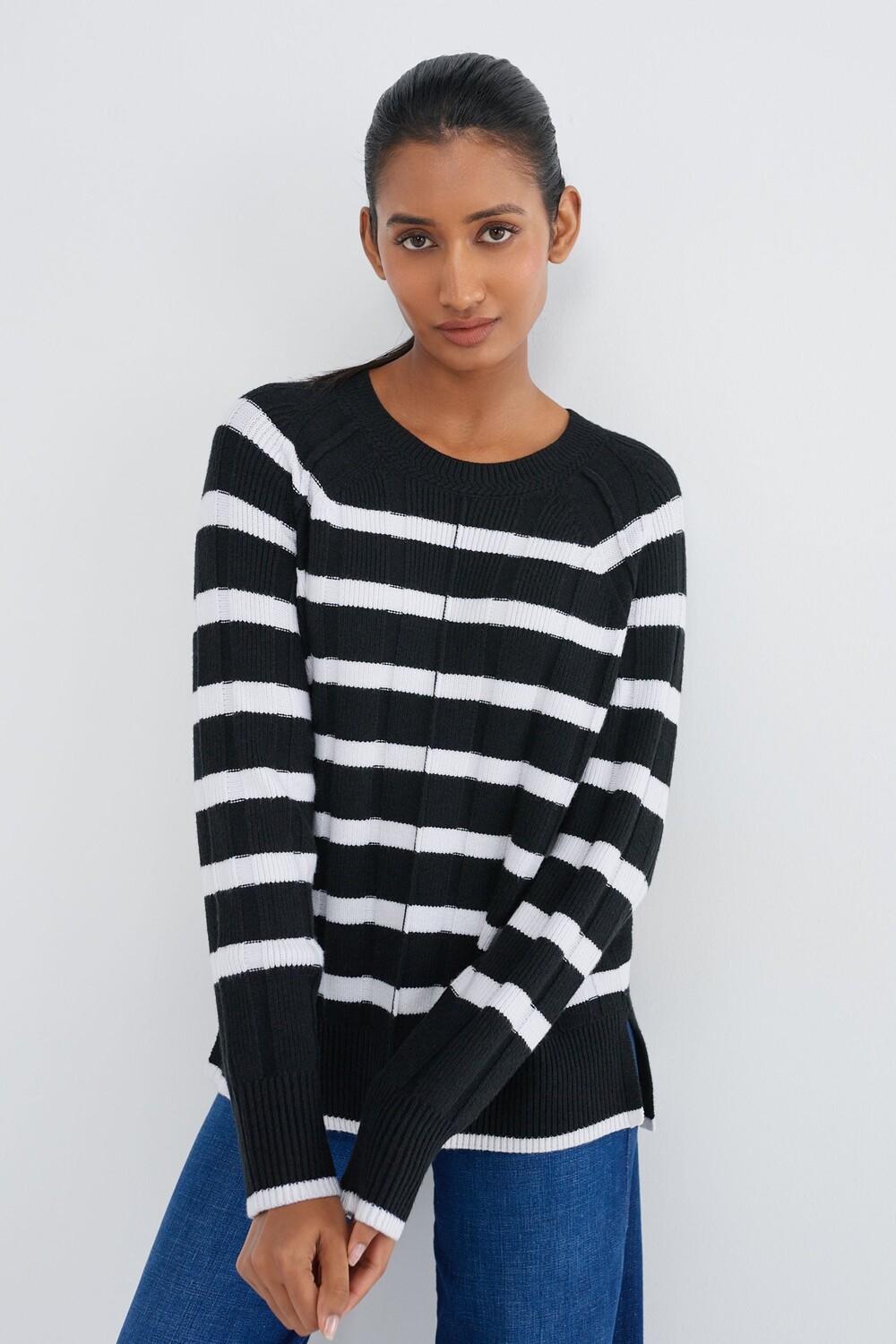 Свитер в рубчик с круглым вырезом Next, черный
Свитер в рубчик с круглым вырезом Next, черный