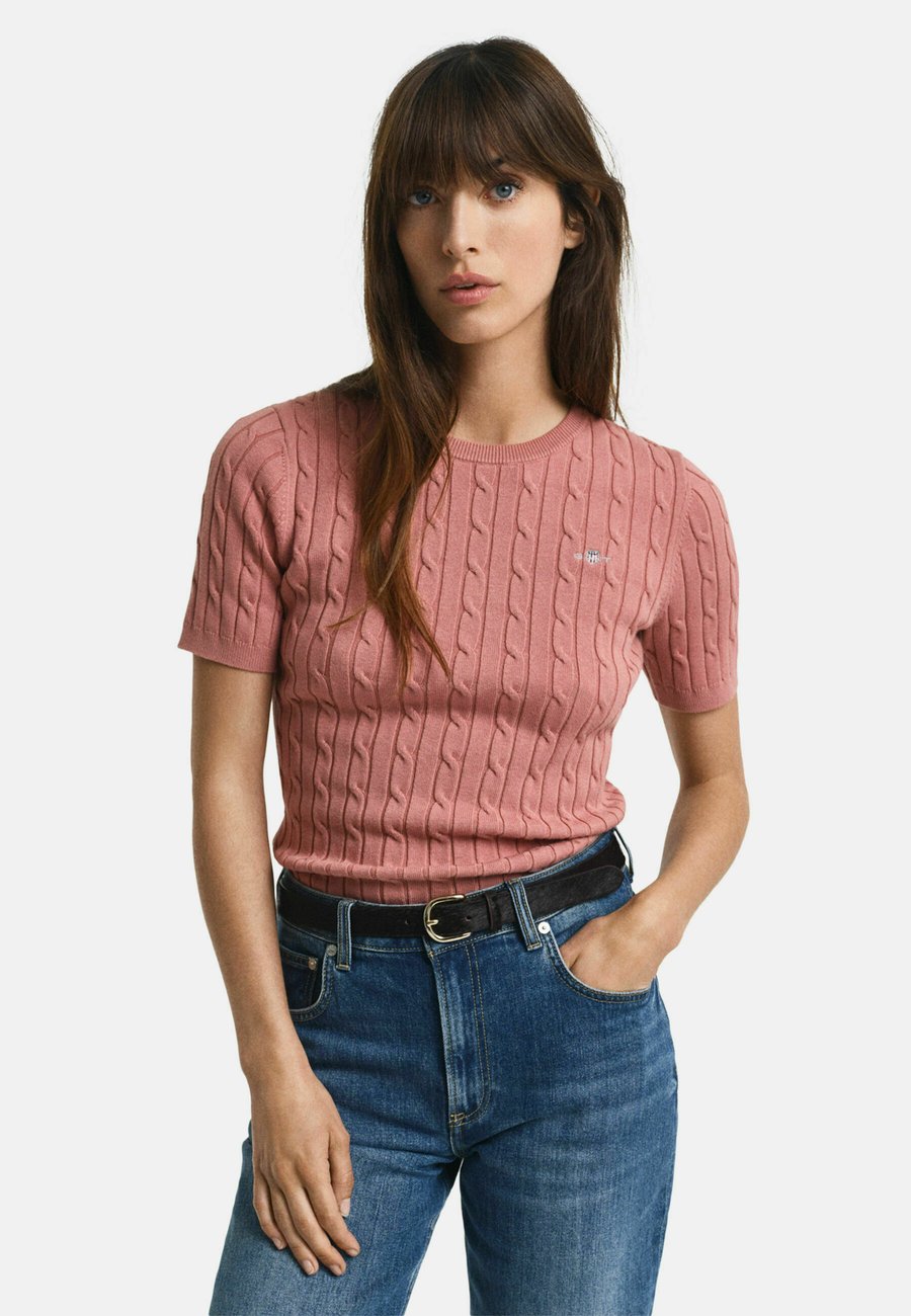 Футболка GANT STRETCH CABLE KNIT , Faded Brick/Light Red
Футболка GANT STRETCH CABLE KNIT , Faded Brick/Light Red