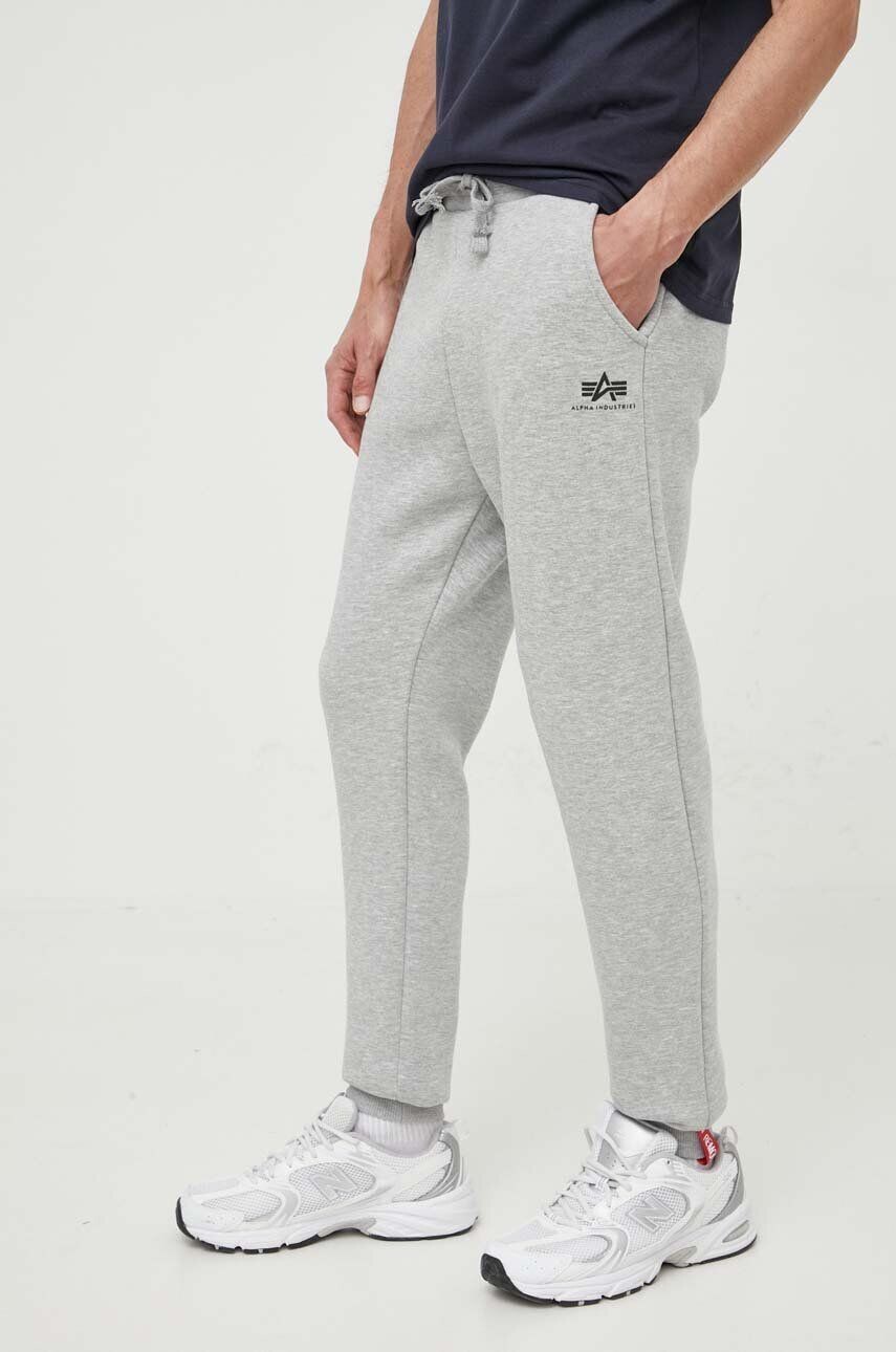 Джоггеры Alpha Industries Basic Jogger SL, серый
Джоггеры Alpha Industries Basic Jogger SL, серый