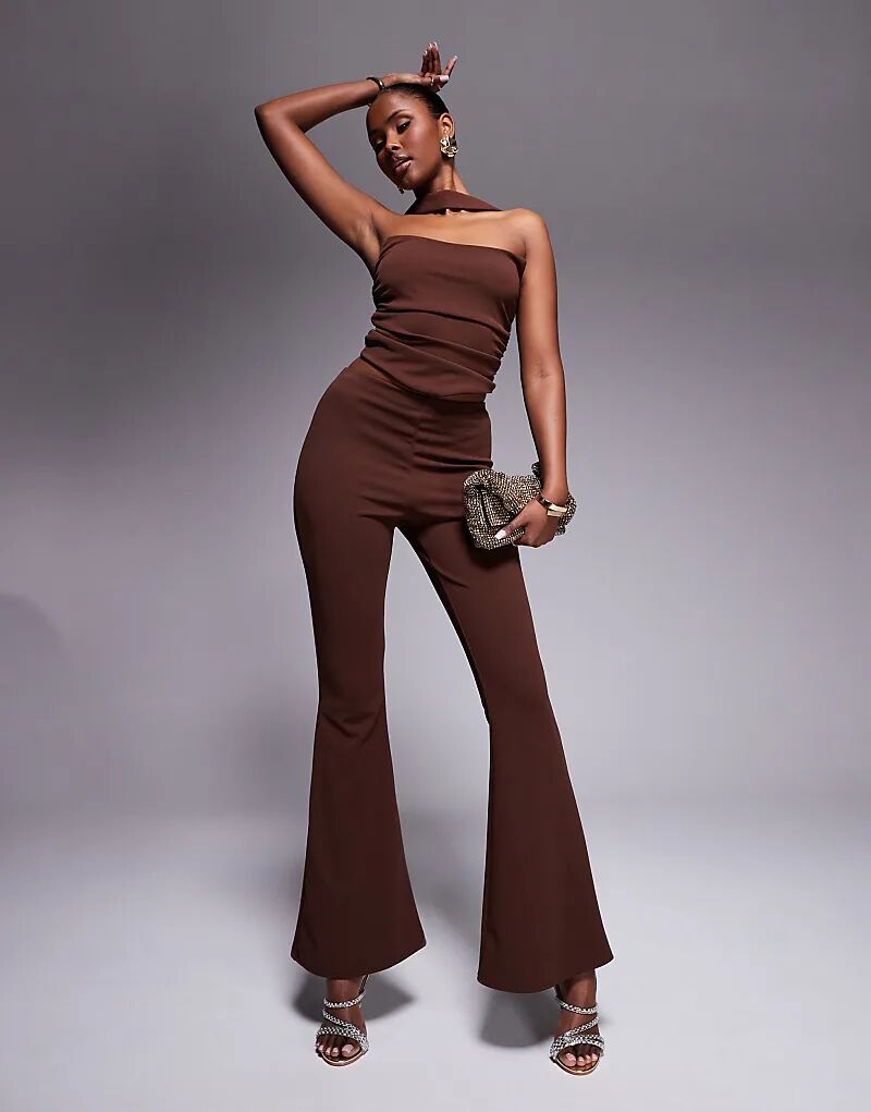 Брюки-клеш из крепа-скуба от ASOS DESIGN шоколадного цвета
Брюки-клеш из крепа-скуба от ASOS DESIGN шоколадного цвета