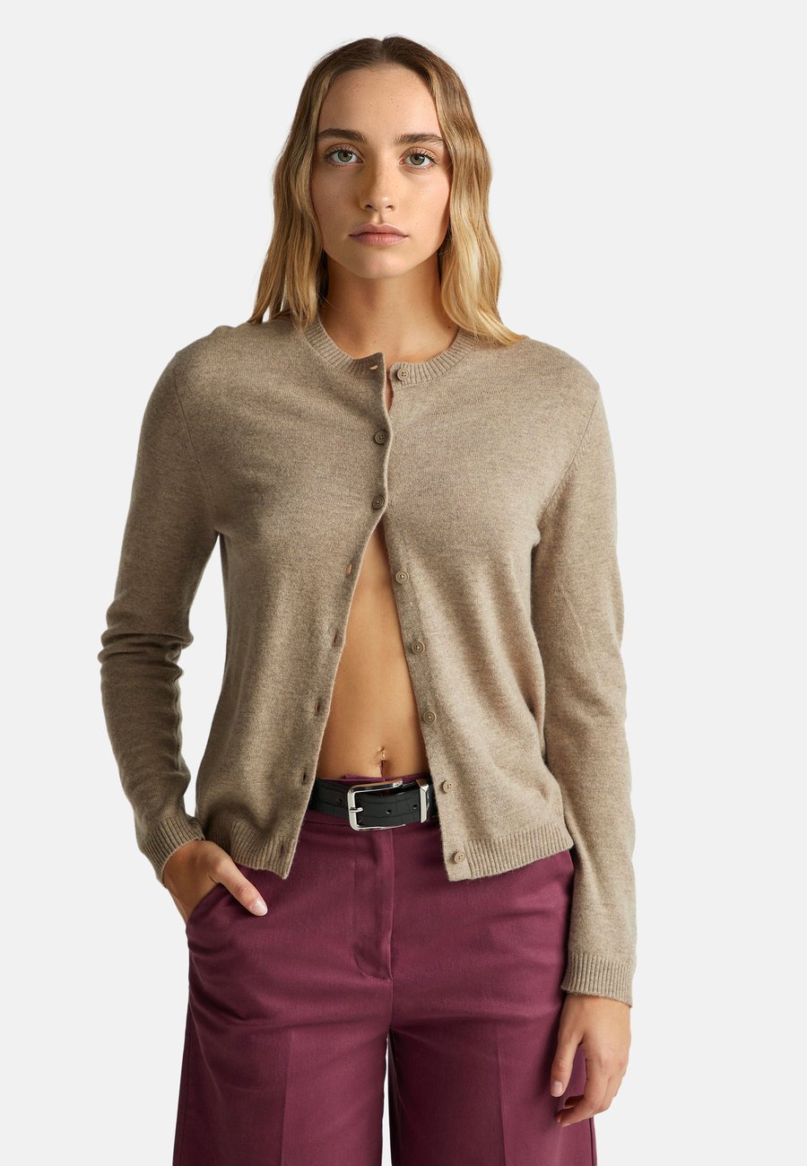 Кардиган United Colors of Benetton Cardigan, Beige
Кардиган United Colors of Benetton Cardigan, Beige