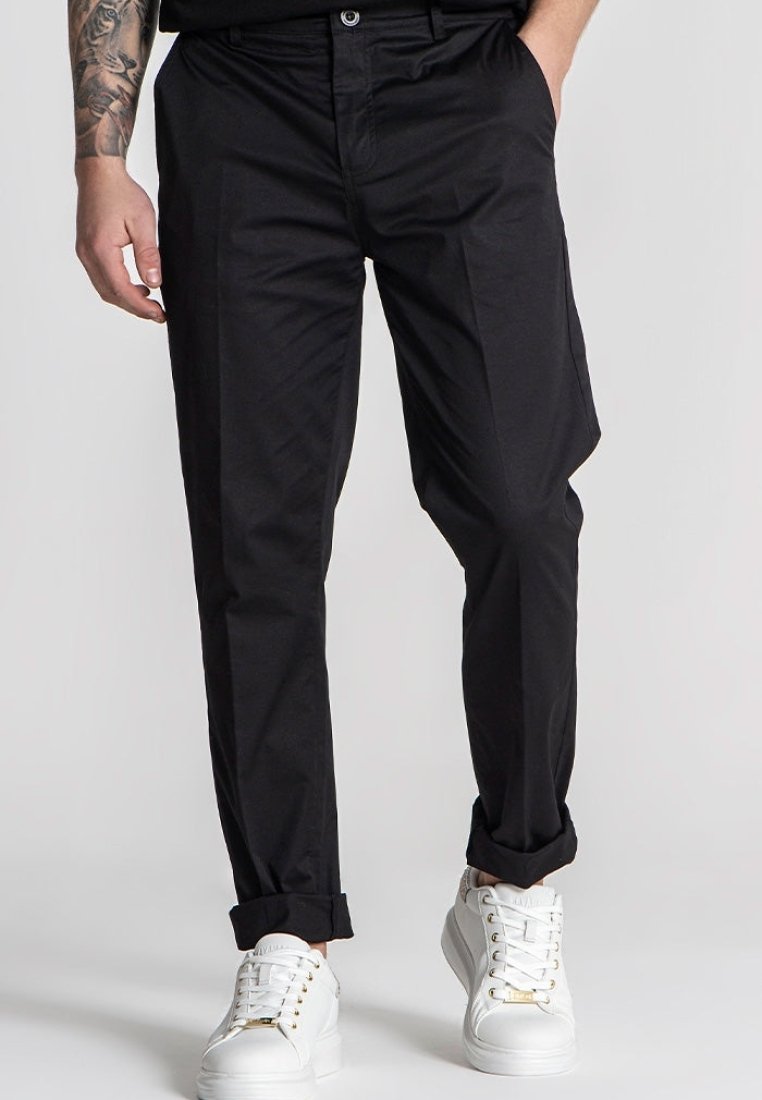 Чиносы VIP Gianni Kavanagh, черный
Чиносы VIP Gianni Kavanagh, черный