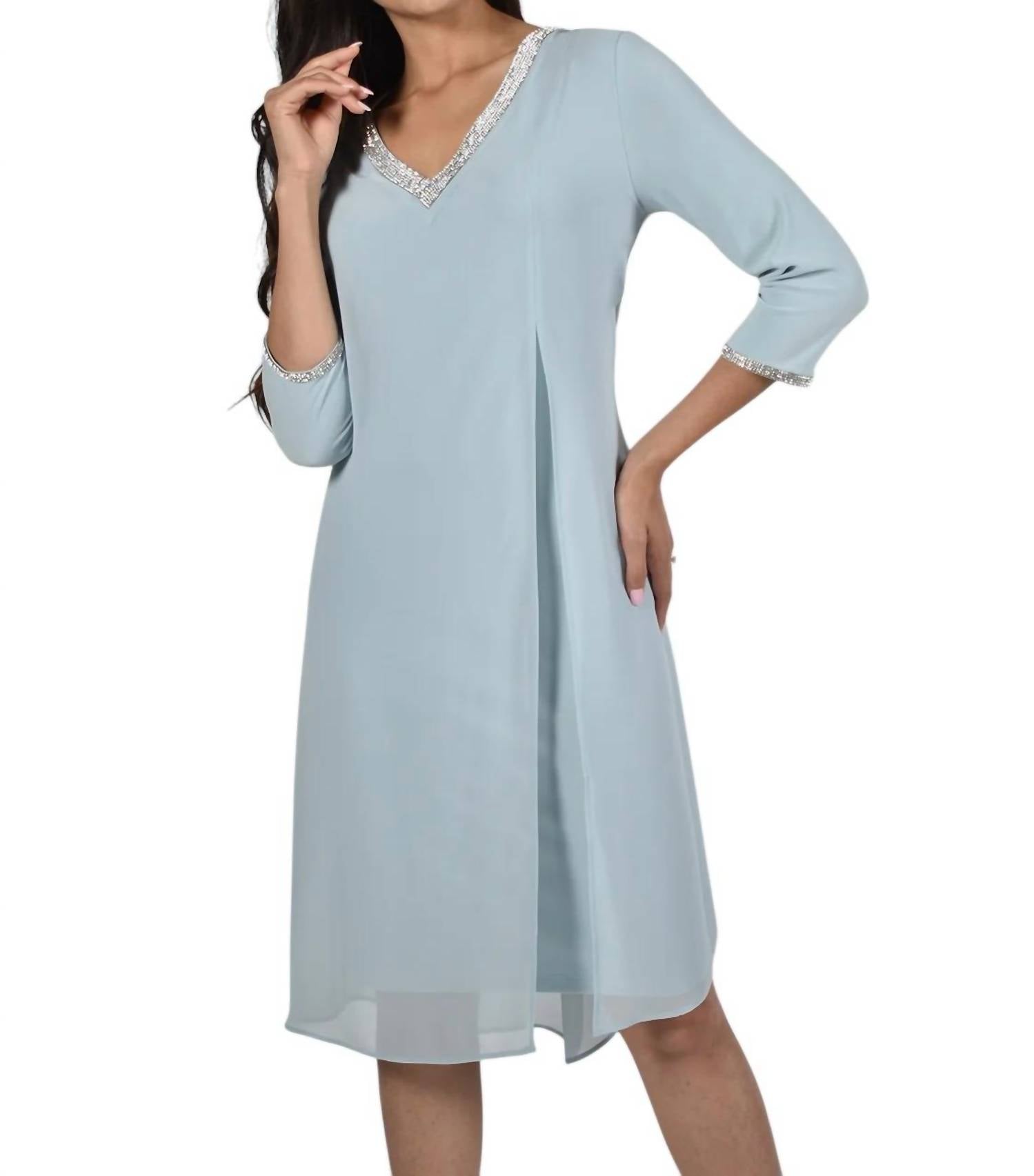 Платье-трапеция длиной до колена в цвете Aquamist Frank Lyman
Платье-трапеция длиной до колена в цвете Aquamist Frank Lyman