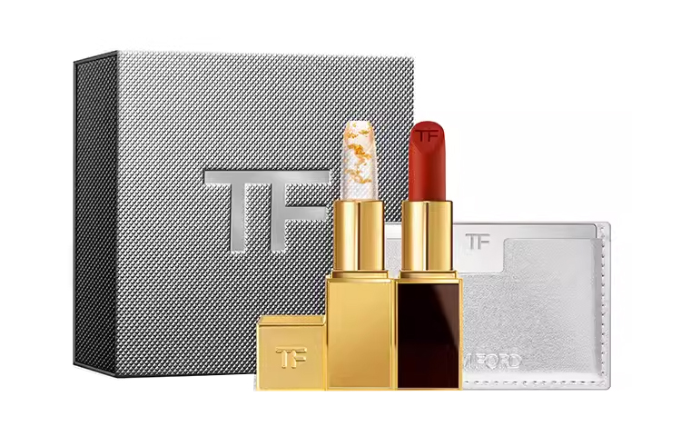 Набор косметики для женщин TOM FORD
Набор косметики для женщин TOM FORD