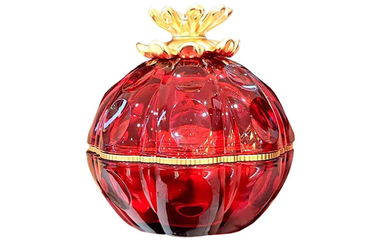 Рассыпчатая пудра для женщин KANEBO
Рассыпчатая пудра для женщин KANEBO