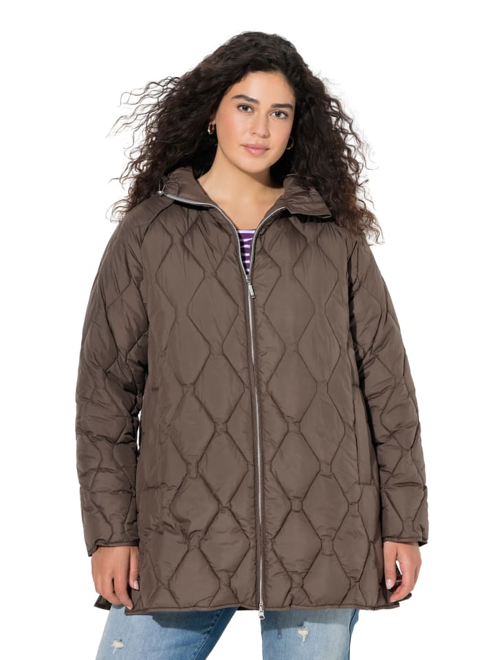 Ulla Popken Стеганая куртка нуга-коричневого цвета
Ulla Popken Стеганая куртка нуга-коричневого цвета