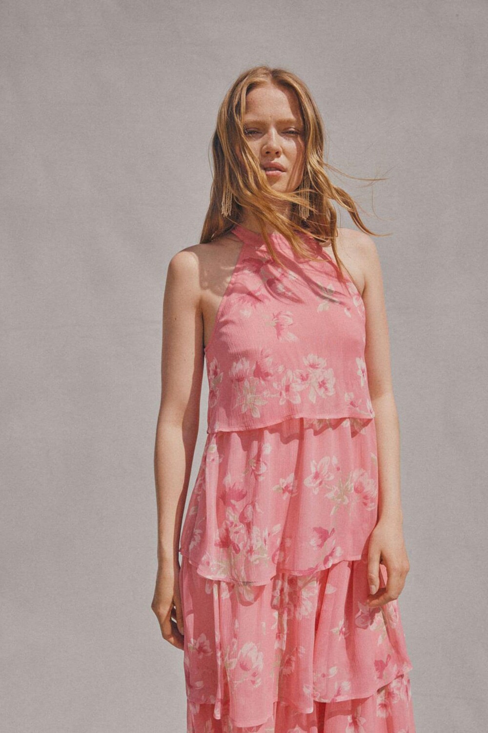 Ярусное платье макси с принтом Vila, розовый
Ярусное платье макси с принтом Vila, розовый