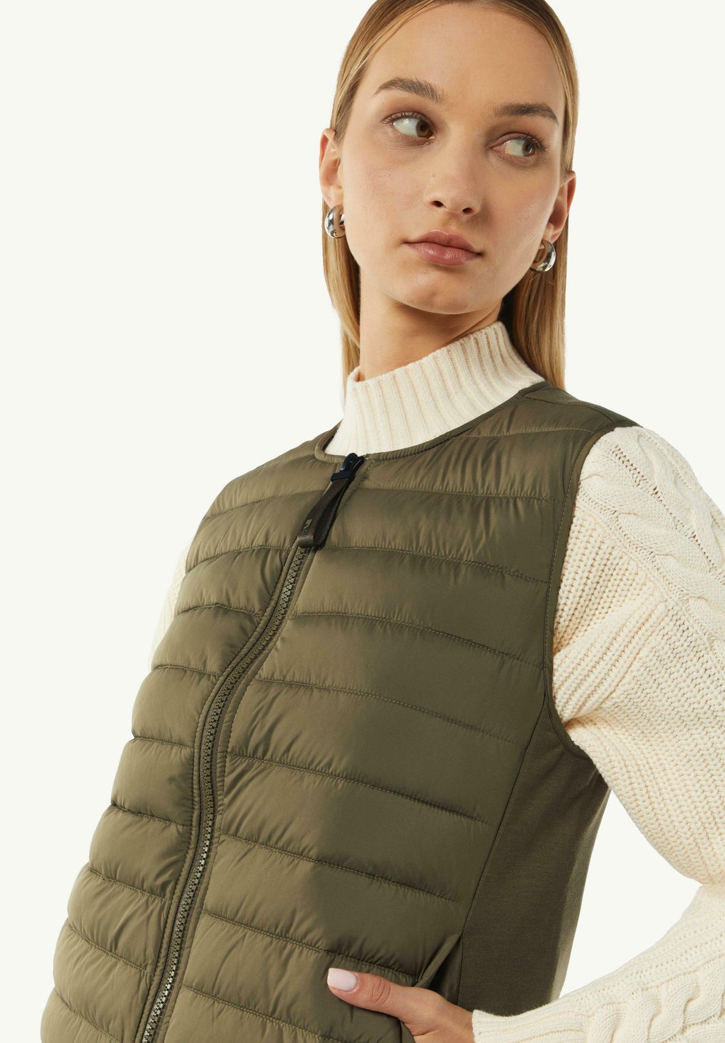 Жилет comma casual identity, темно-зеленый
Жилет comma casual identity, темно-зеленый