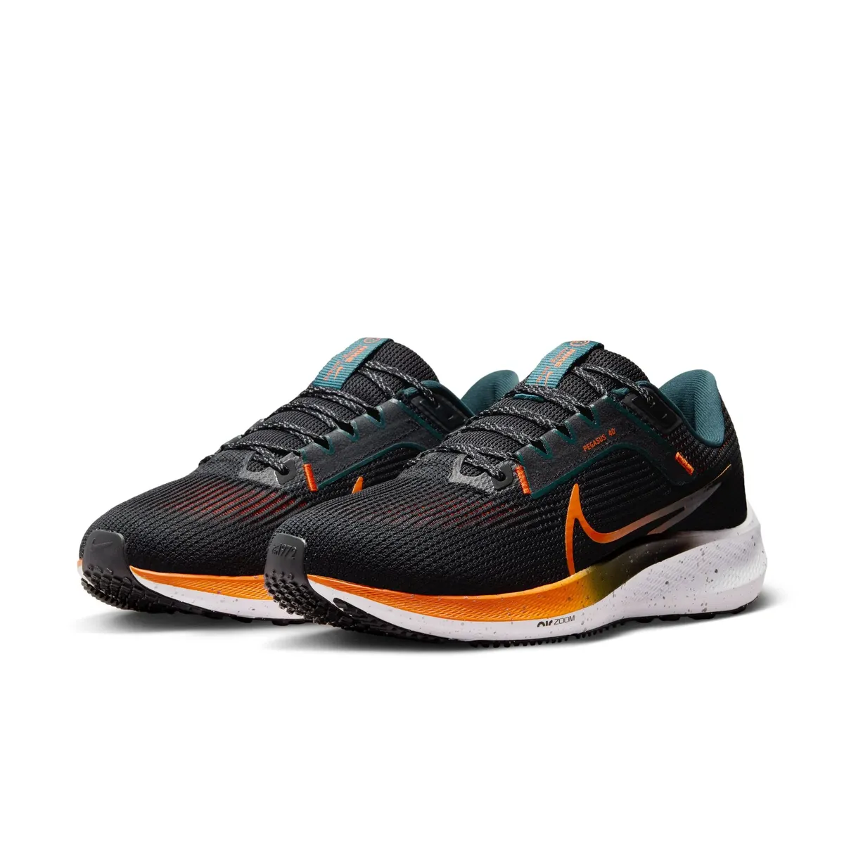 Кроссовки Nike "AIR ZOOM PEGASUS 40", черный
Кроссовки Nike "AIR ZOOM PEGASUS 40", черный
