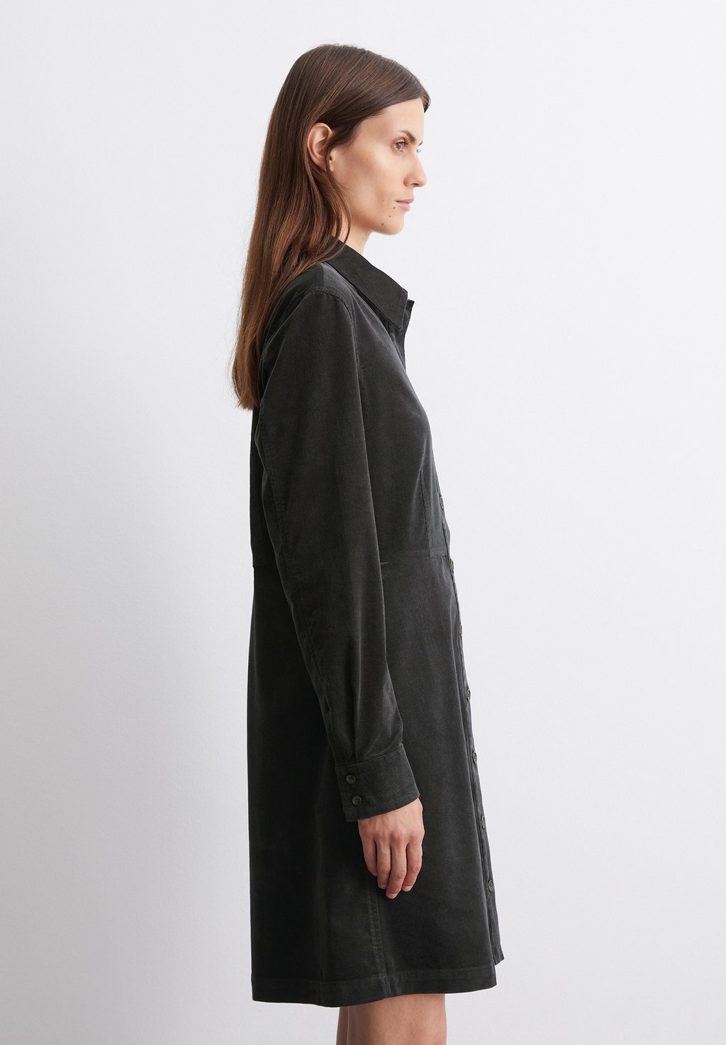 Платье-рубашка SHORT LENGTH FRONT BUTTON PLACKET LONG SLEEVE Marc O'Polo, антрацит
Платье-рубашка SHORT LENGTH FRONT BUTTON PLACKET LONG SLEEVE Marc O'Polo, антрацит