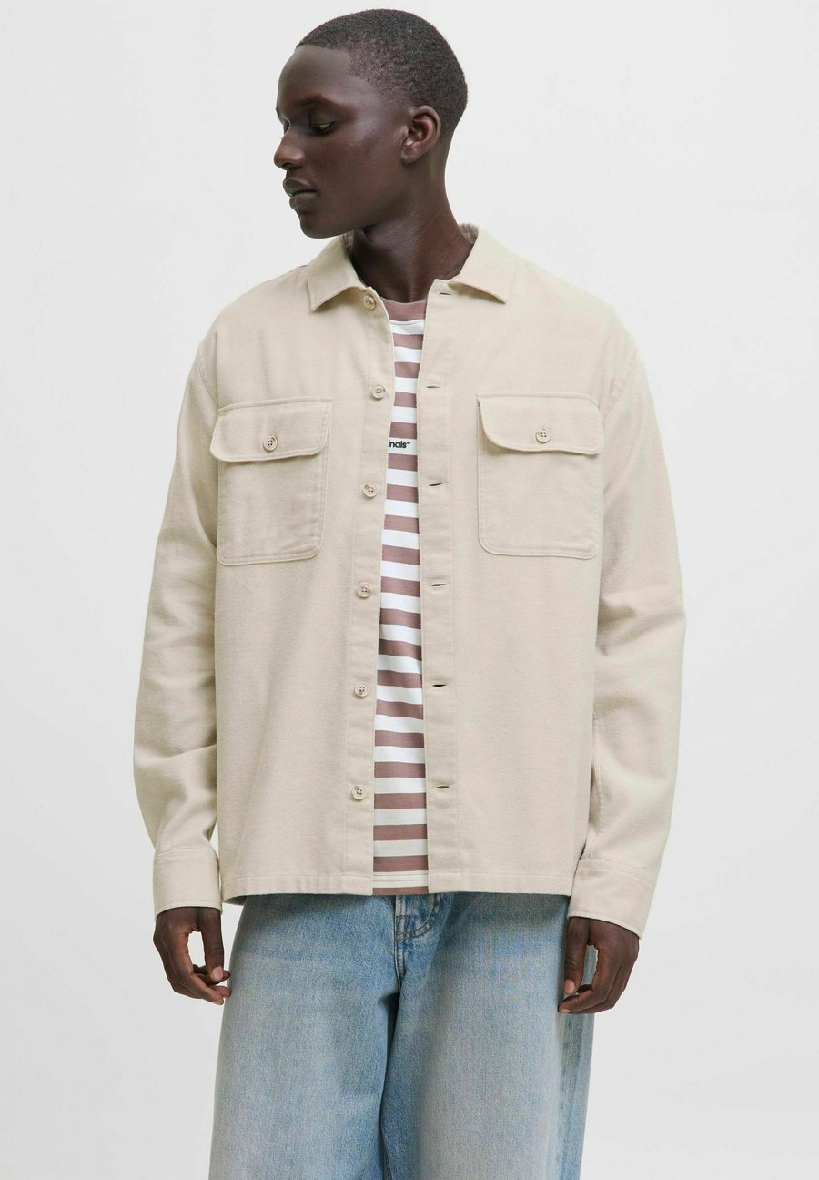 Куртка Jack & Jones RELAXED FIT, Moonbeam/Off-White
Куртка Jack & Jones RELAXED FIT, Moonbeam/Off-White