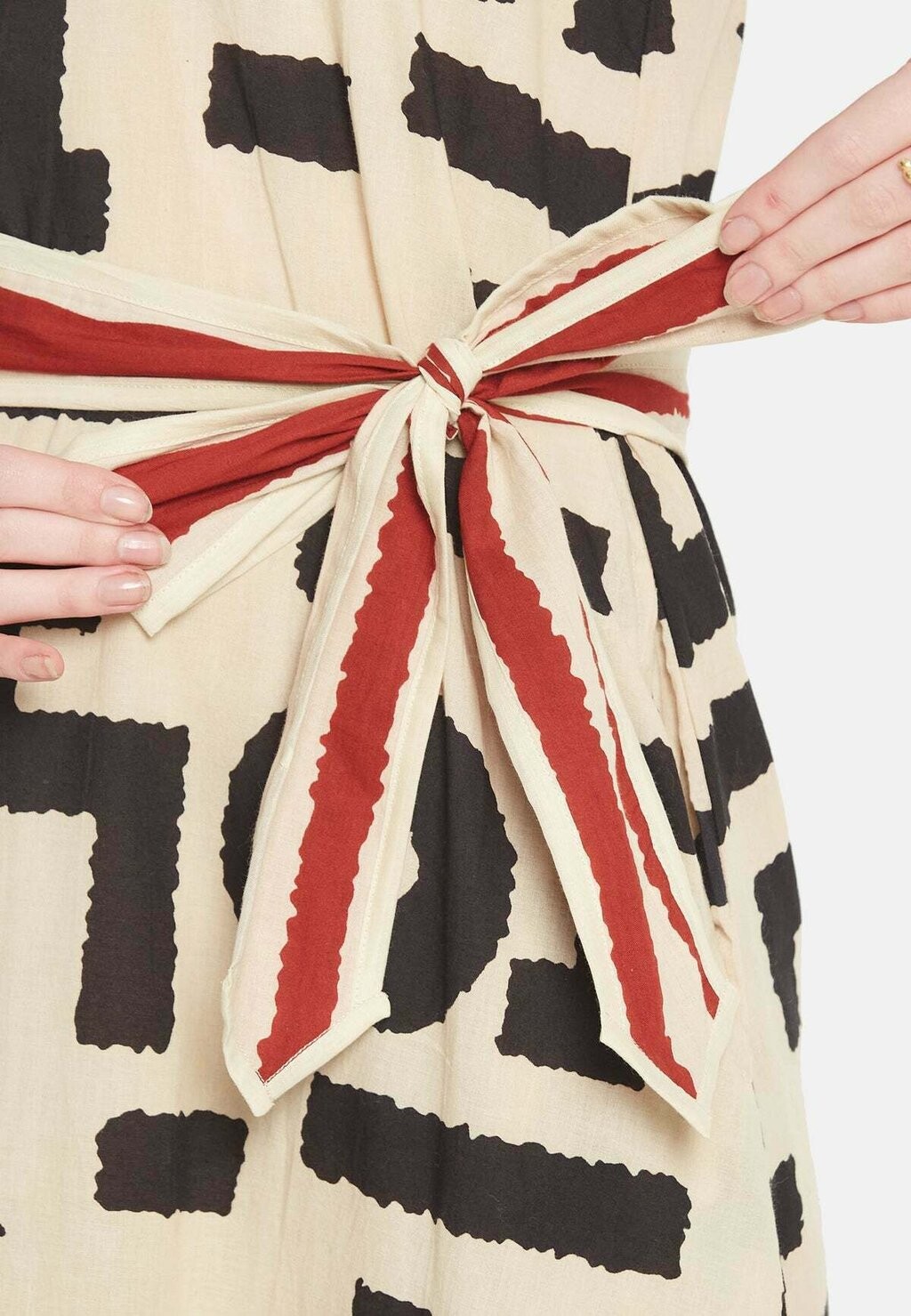 Платье макси SERENA Be Sunset, черный
Платье макси SERENA Be Sunset, черный