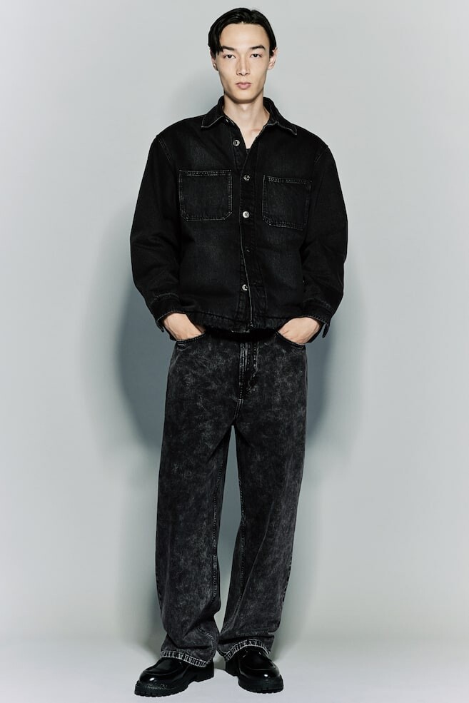 Мешковатые джинсы H&M, черный
Мешковатые джинсы H&M, черный