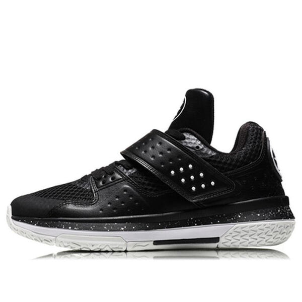 Кроссовки баскетбольные профессиональные Li-Ning, черный
Кроссовки баскетбольные профессиональные Li-Ning, черный