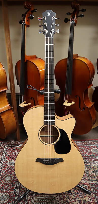 Акустическая гитара Furch Violet Gc-SM Master's Choice Spruce/Mahogany Grand Auditorium Acoustic-Electric w/Padded Gig B 2022
Акустическая гитара Furch Violet Gc-SM Master's Choice Spruce/Mahogany Grand Auditorium Acoustic-Electric w/Padded Gig B 2022