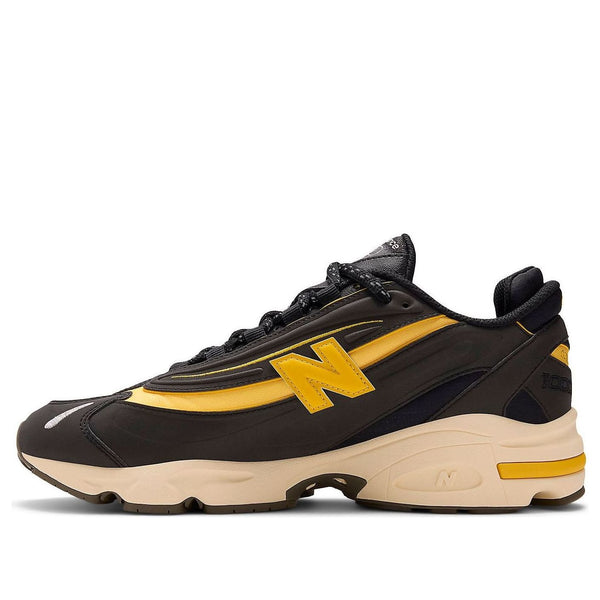 Кроссовки x bricks & wood 1000 New Balance, черный
Кроссовки x bricks & wood 1000 New Balance, черный