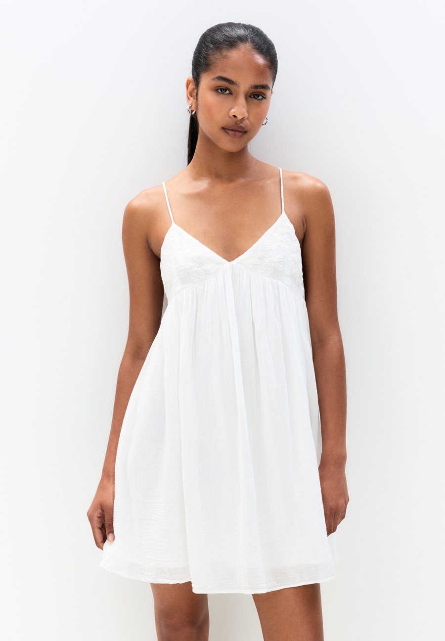 Платье PULL&BEAR STRAPPY , White
Платье PULL&BEAR STRAPPY , White