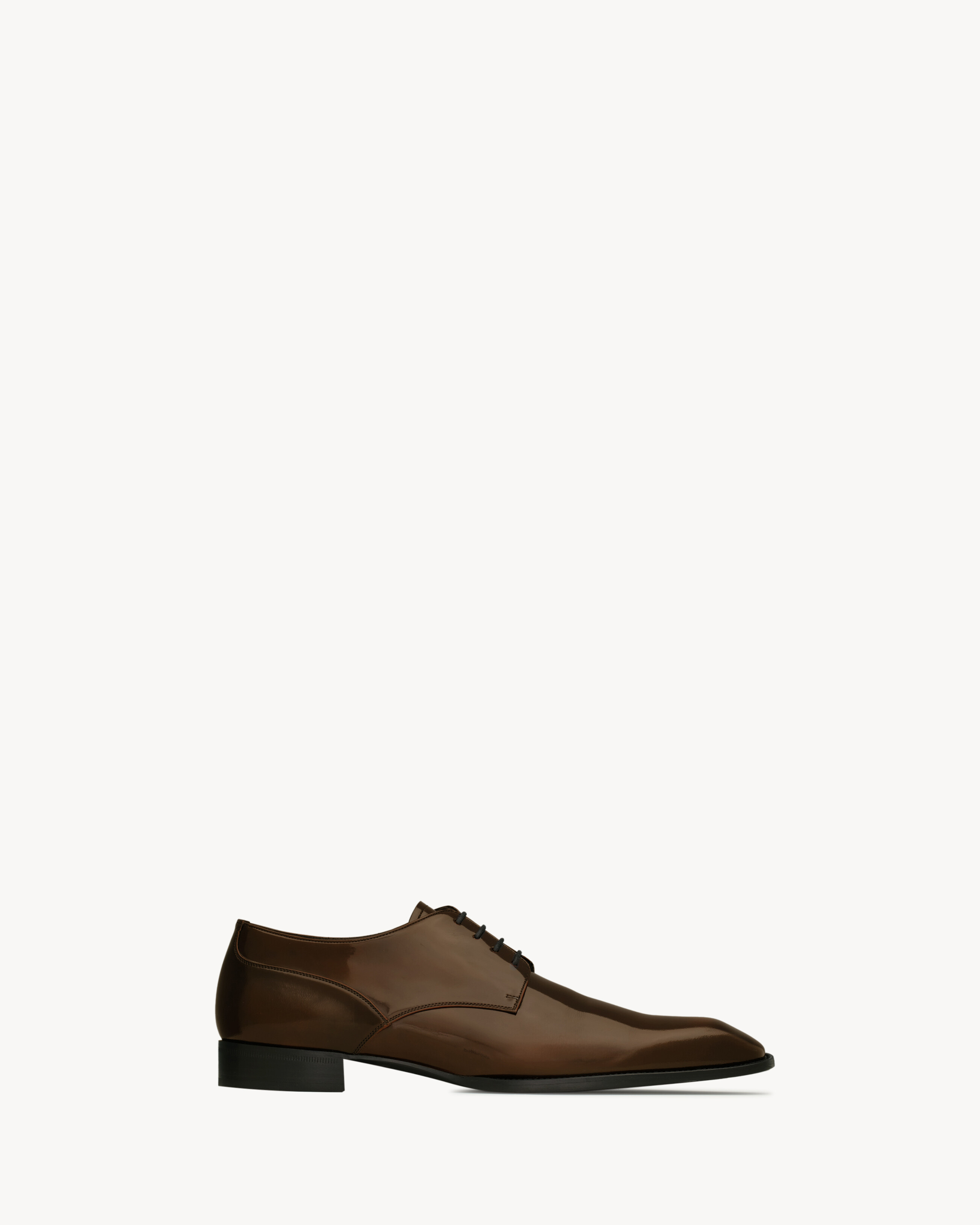 Дерби STANTON из лакированной кожи Saint Laurent, коричневый
Дерби STANTON из лакированной кожи Saint Laurent, коричневый