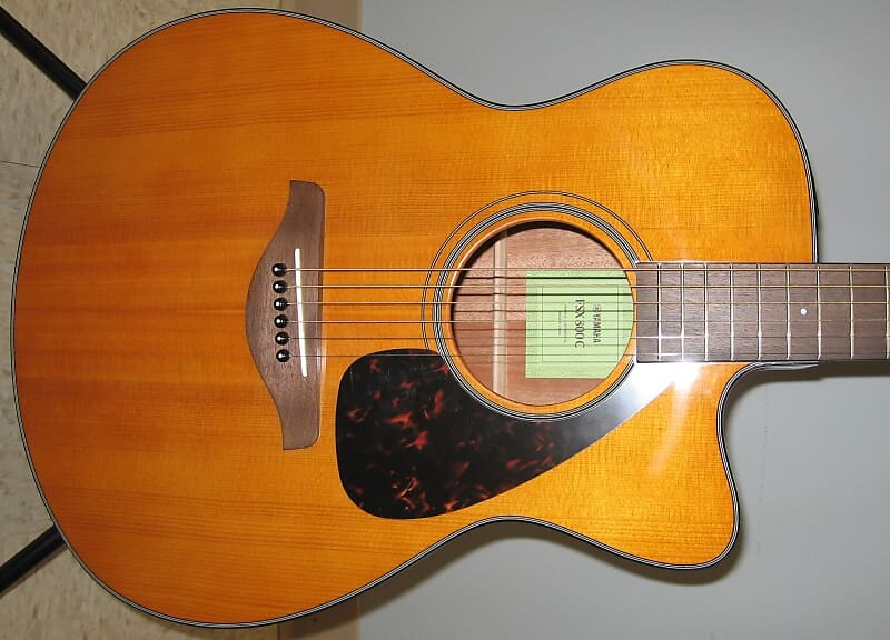Акустическая гитара Yamaha Limited Edition FSX800C Acoustic Electric 2022 - Vintage Tint Natural AIMM Exclusive
Акустическая гитара Yamaha Limited Edition FSX800C Acoustic Electric 2022 - Vintage Tint Natural AIMM Exclusive