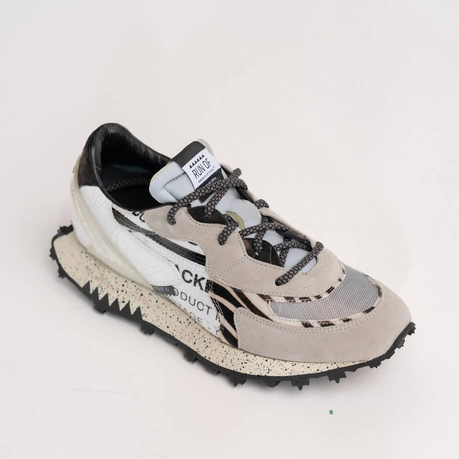 Серые мужские кроссовки-челноки Run Of, серый
Серые мужские кроссовки-челноки Run Of, серый