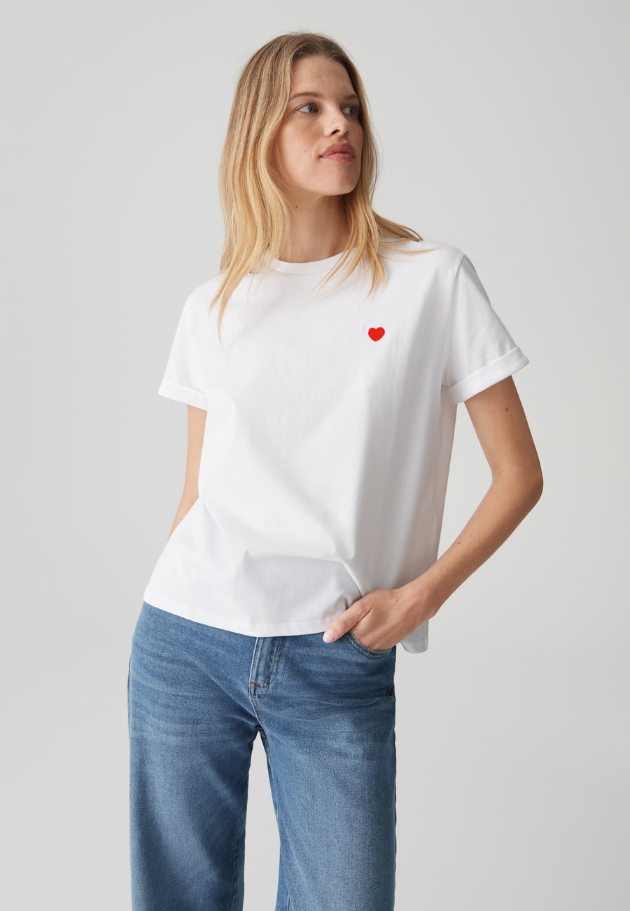 Футболка OPUS SERZ HEART DETAIL, White
Футболка OPUS SERZ HEART DETAIL, White
