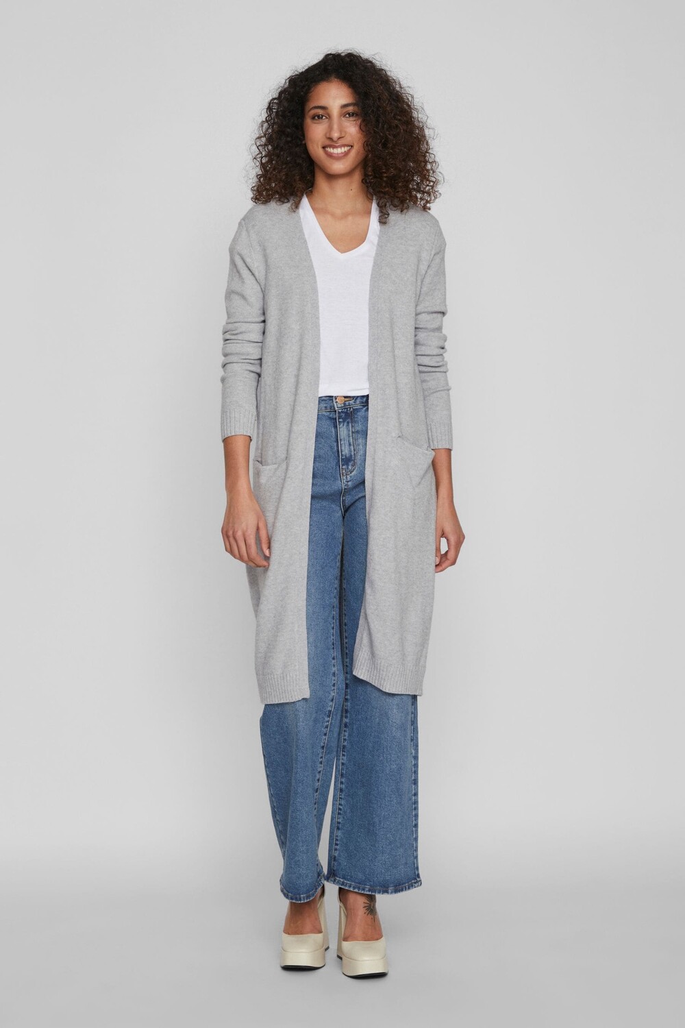 Длинный легкий кардиган Vila, серый
Длинный легкий кардиган Vila, серый