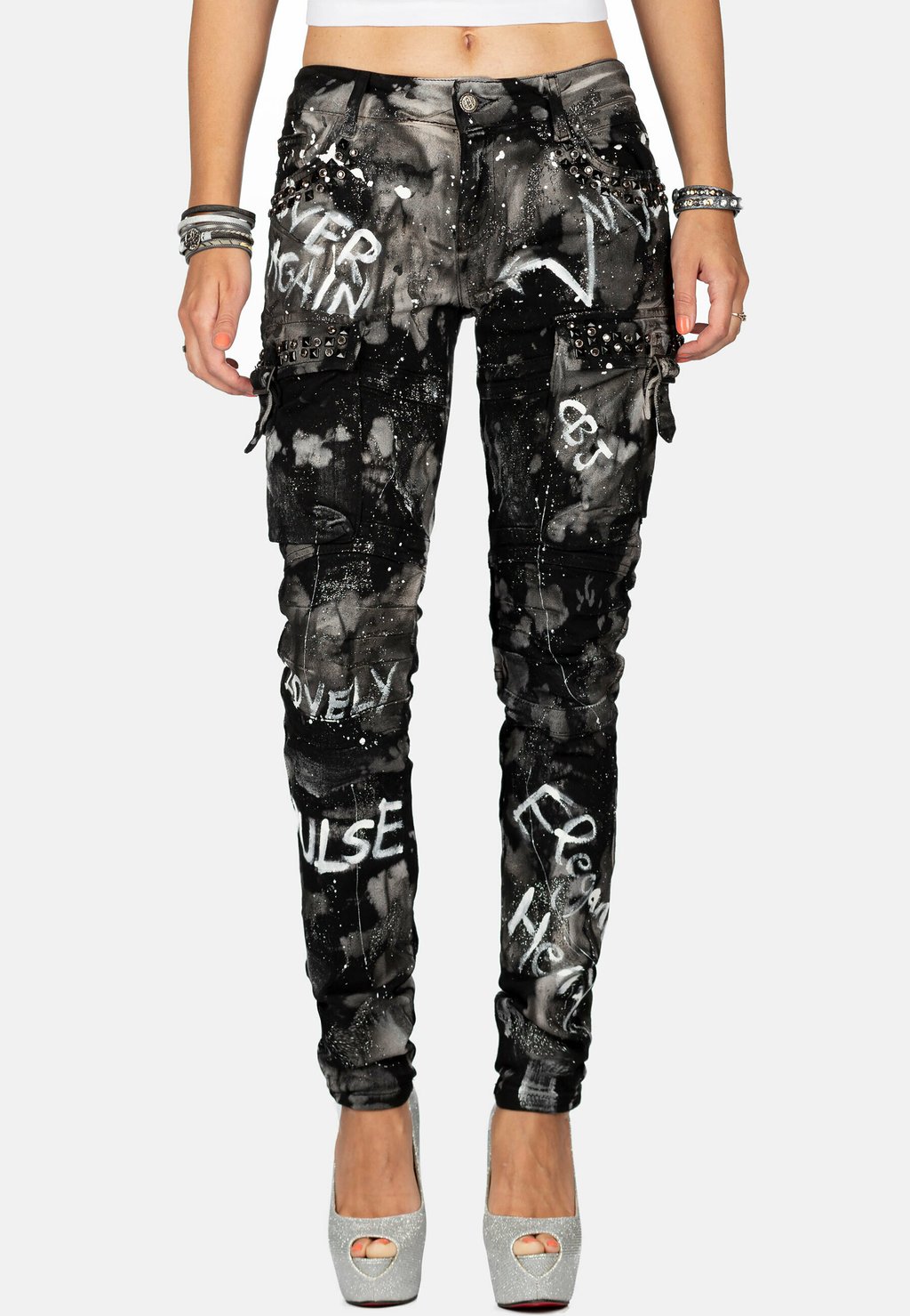 Джинсы облегающего кроя Cipo & Baxx, черный
Джинсы облегающего кроя Cipo & Baxx, черный