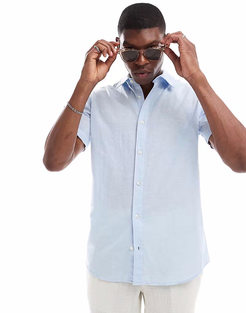 Льняная рубашка Jack & Jones с короткими рукавами светло-голубого цвета
Льняная рубашка Jack & Jones с короткими рукавами светло-голубого цвета