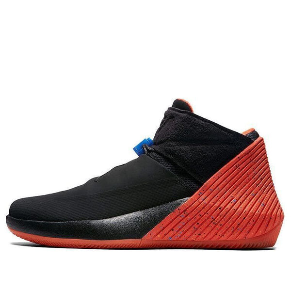 Кроссовки почему бы не zer0.1 Air Jordan, черный
Кроссовки почему бы не zer0.1 Air Jordan, черный