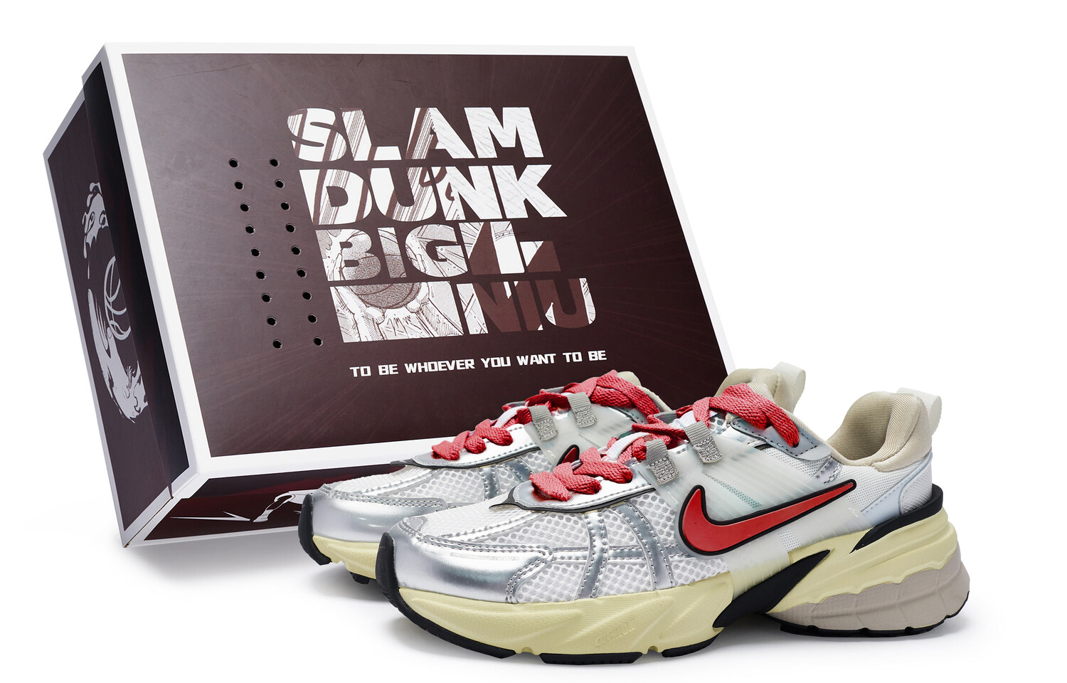 Кроссовки для бега V2K Run женские с низким верхом, серебристо-красные Nike
Кроссовки для бега V2K Run женские с низким верхом, серебристо-красные Nike