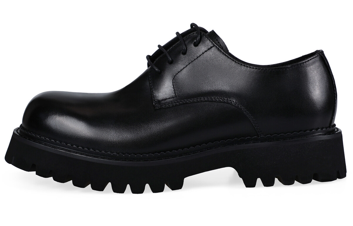 Туфли мужские низкие черный Bosssunwen
Туфли мужские низкие черный Bosssunwen