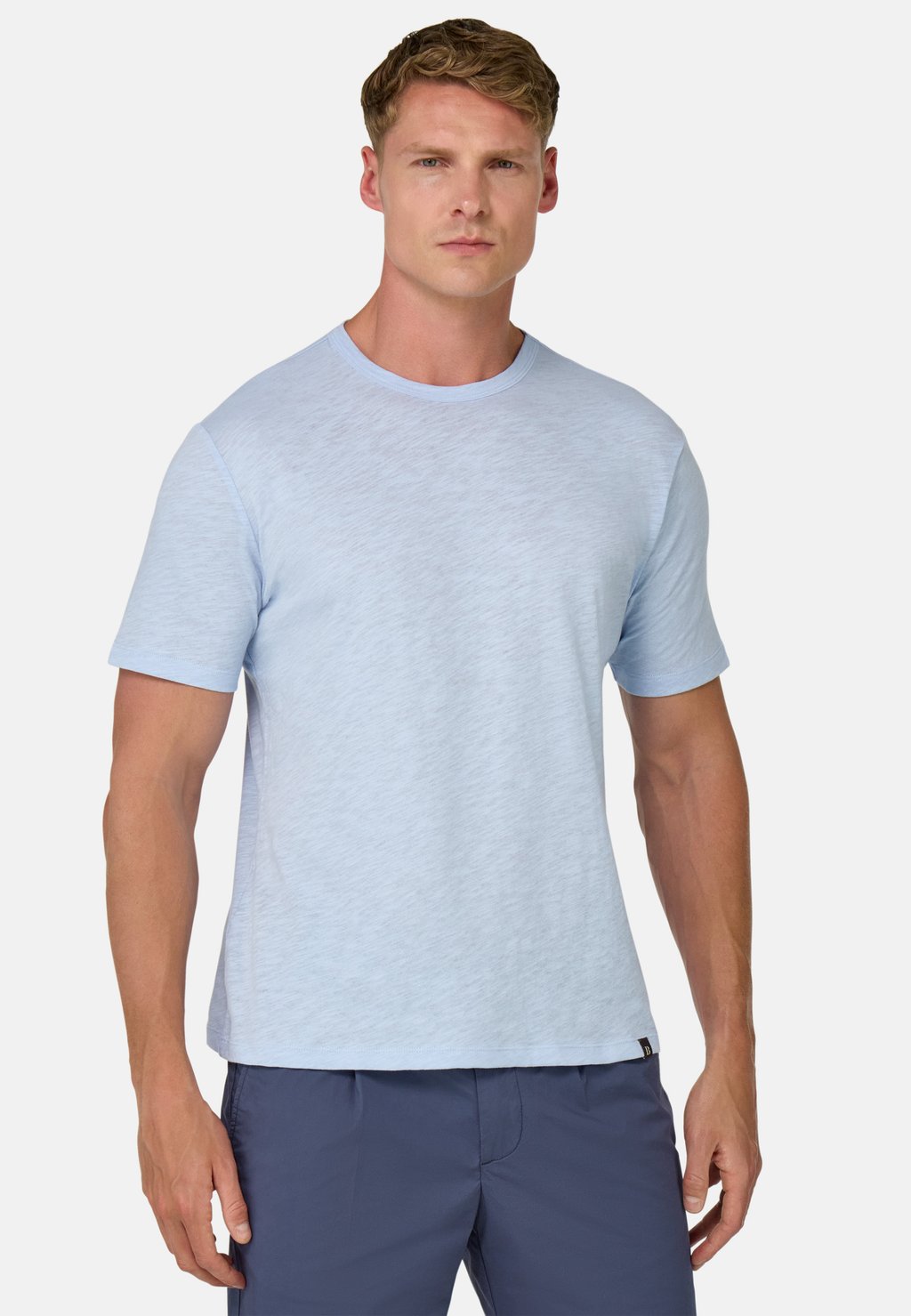 Базовая футболка Boggi Milano, светло-голубой
Базовая футболка Boggi Milano, светло-голубой