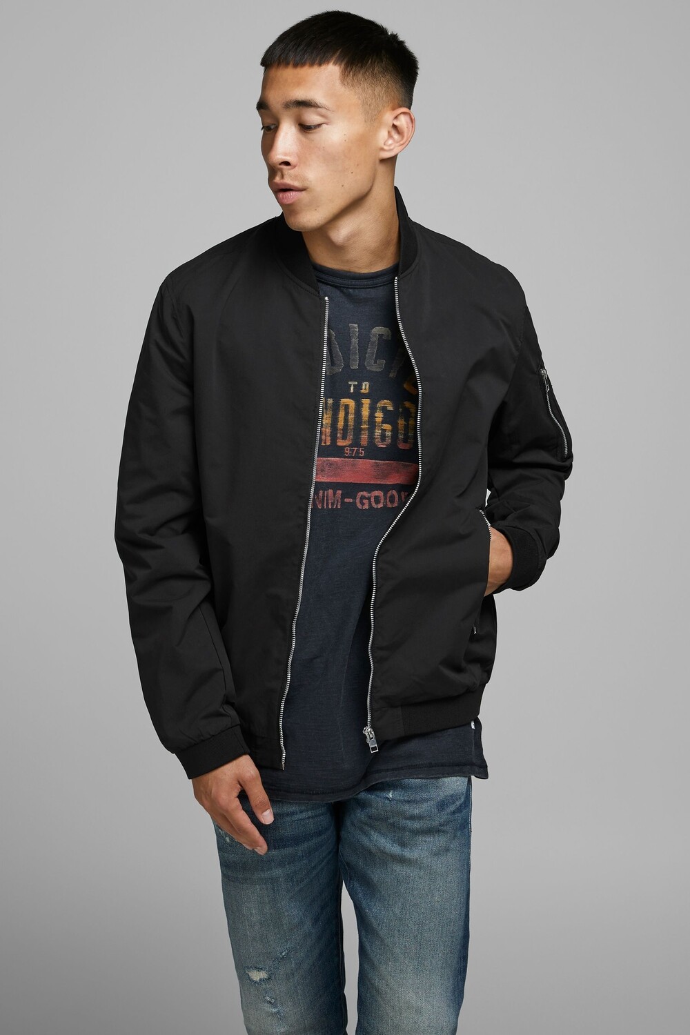 Куртка бомбер Jack & Jones, черный 
Куртка бомбер Jack & Jones, черный