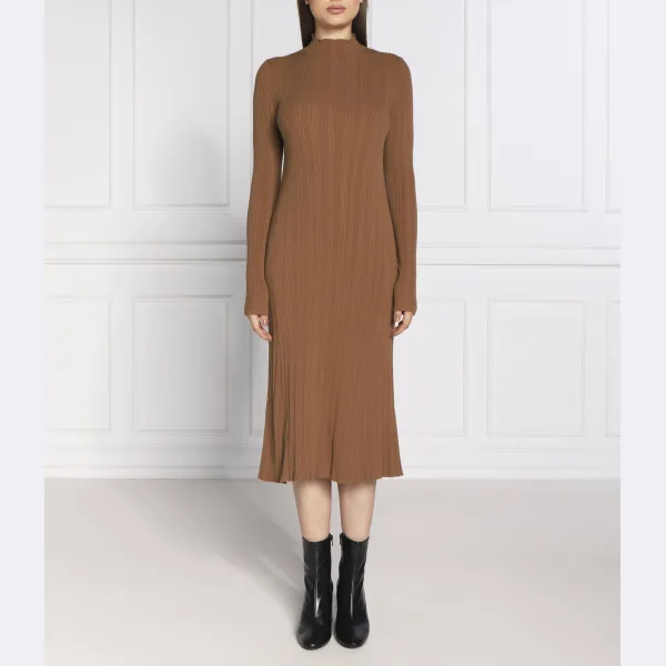 Платье Шарима Hugo, коричневый
Платье Шарима Hugo, коричневый