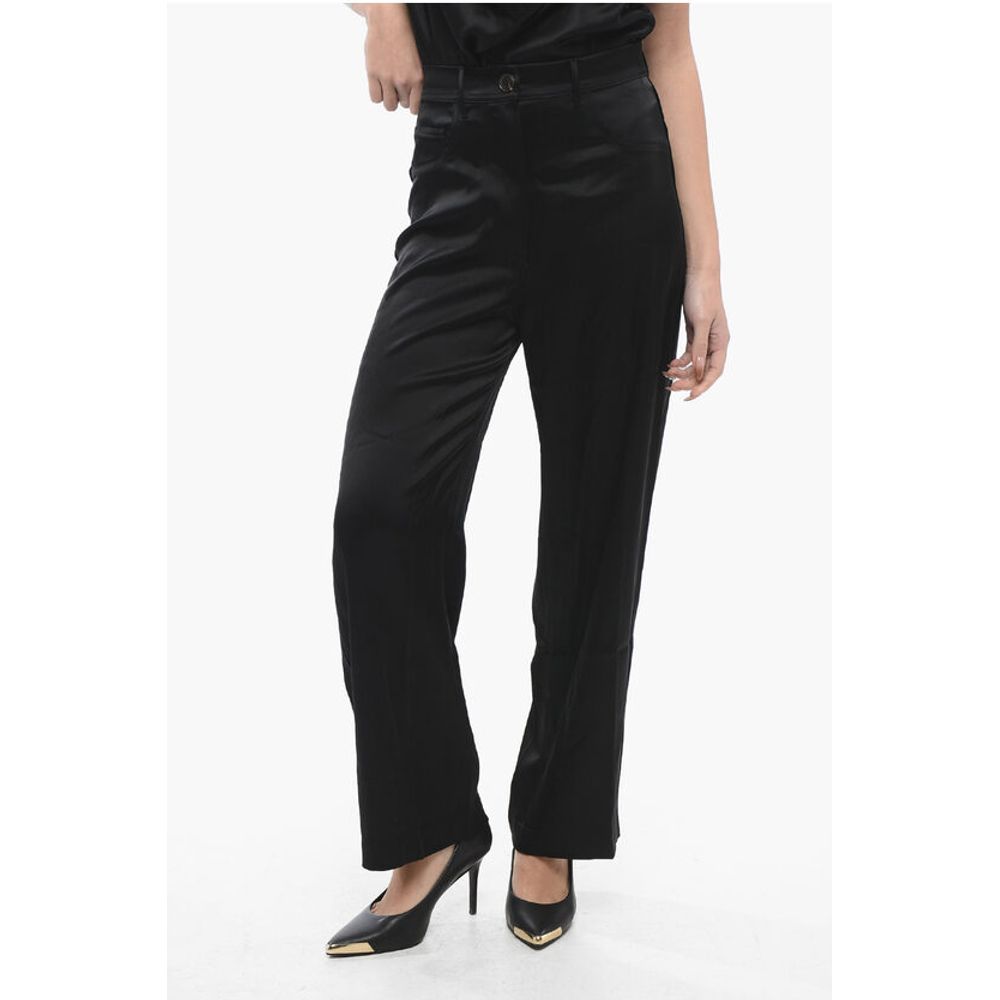 Атласные брюки с высокой талией и шлевками для ремня Nanushka, Black
Атласные брюки с высокой талией и шлевками для ремня Nanushka, Black