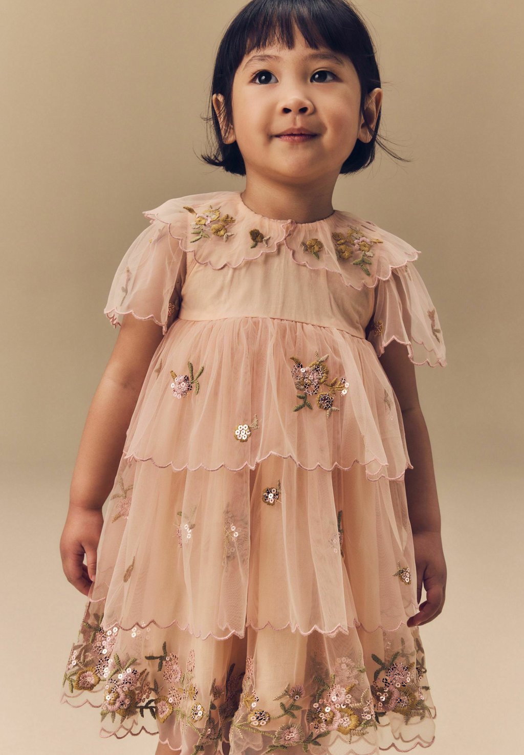 Элегантное платье REGULAR FIT EMBELLISHED Next, фуксия
Элегантное платье REGULAR FIT EMBELLISHED Next, фуксия