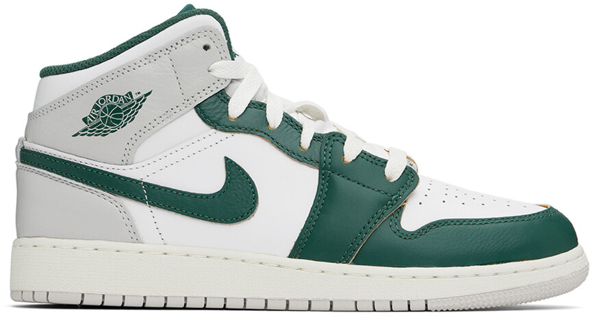 Кроссовки Air Jordan 1 Mid SE для больших детей, белые и зеленые Nike Jordan
Кроссовки Air Jordan 1 Mid SE для больших детей, белые и зеленые Nike Jordan