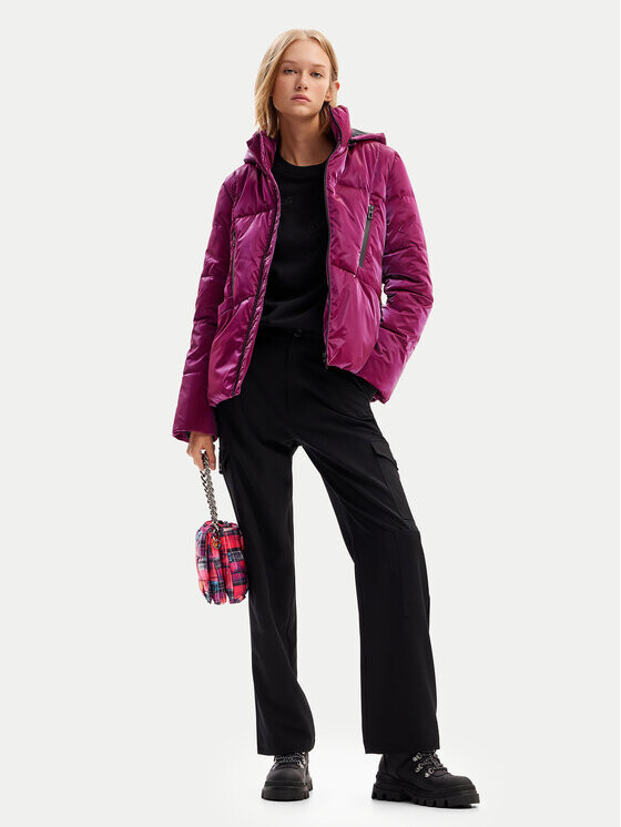 Пуховик стандартного кроя Desigual, розовый
Пуховик стандартного кроя Desigual, розовый