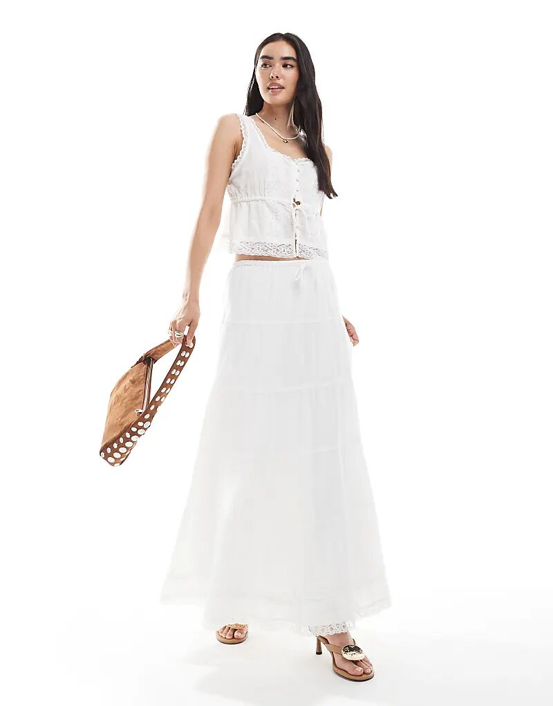 Юбка макси в стиле бохо Vero Moda с кружевной отделкой, многоуровневая, белого цвета
Юбка макси в стиле бохо Vero Moda с кружевной отделкой, многоуровневая, белого цвета
