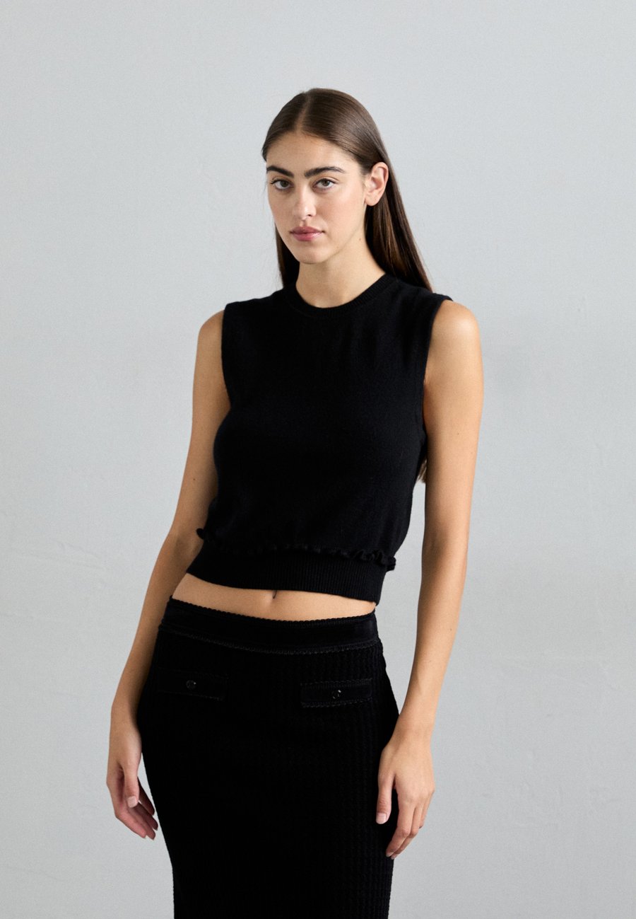 Топ sandro Top, Noir/Black
Топ sandro Top, Noir/Black