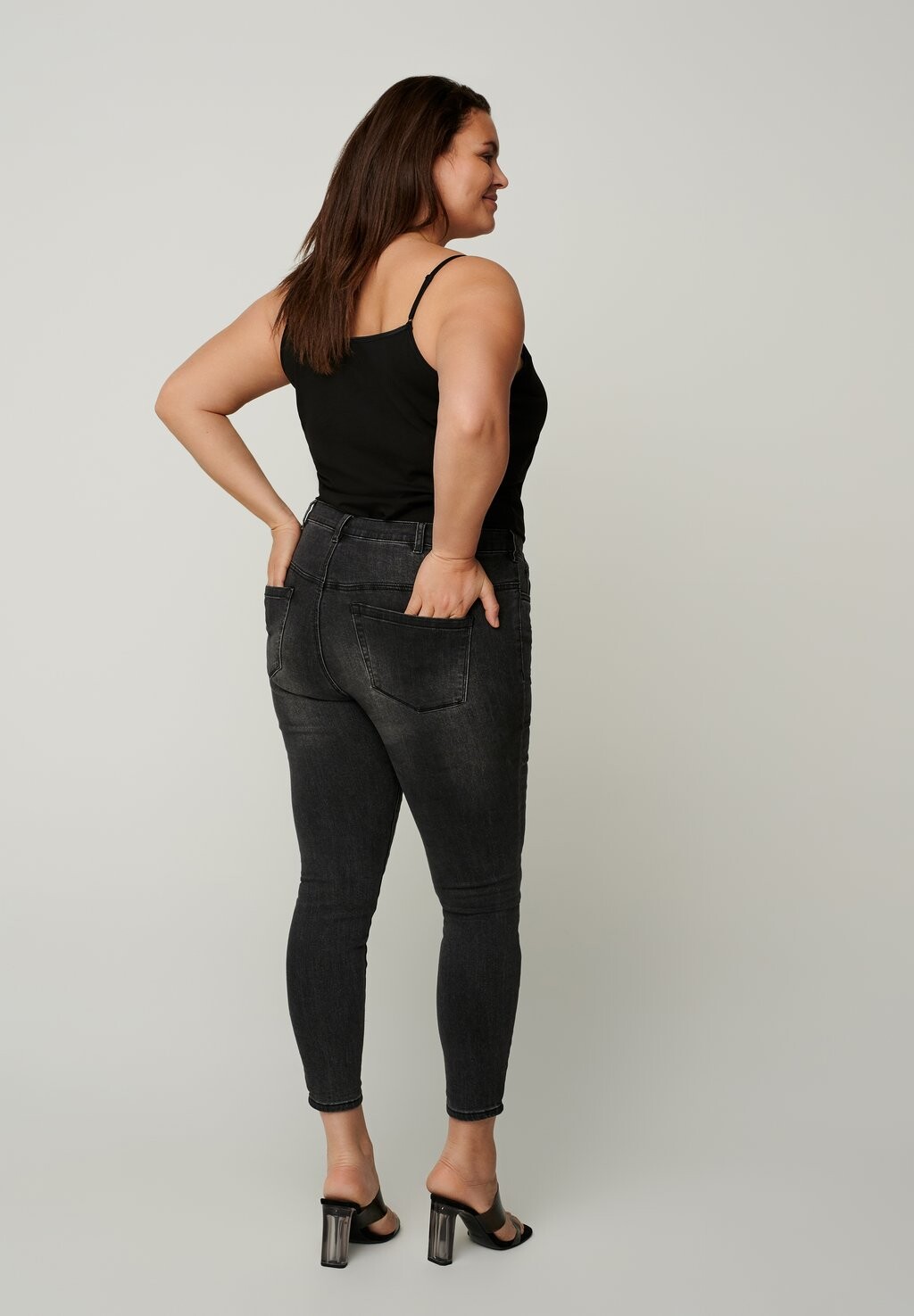 Топ Zizzi, черный
Топ Zizzi, черный